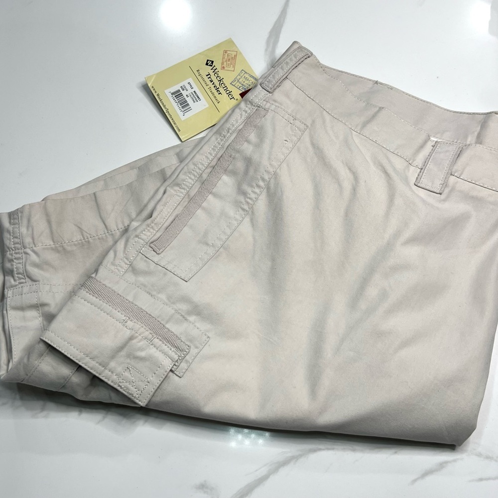 NWT Weekender Travel Collection Cargo Shorts Men’s 42